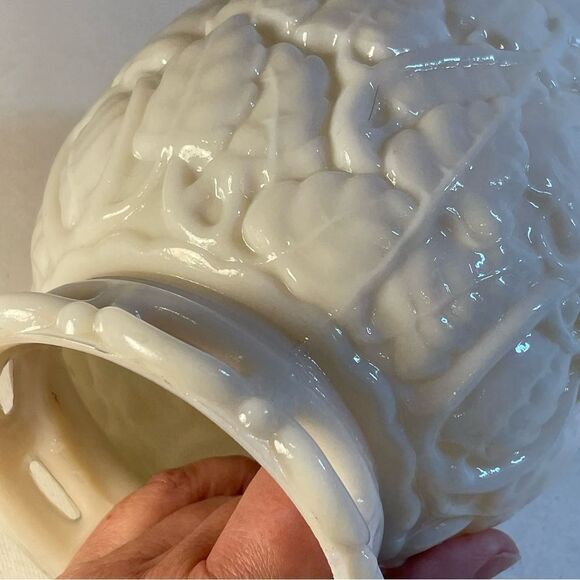 Vintage ALADDIN Alacite Glass Table Lamp Light Cream Floral ORNATE leaf motif - Picture 3 of 13